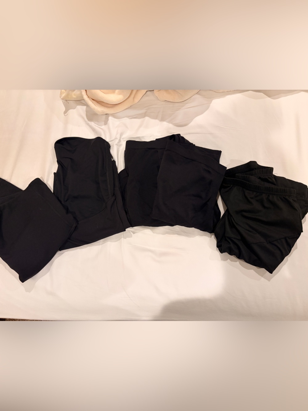 5 pairs of maternity leggings